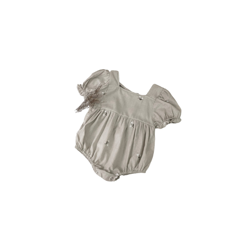 floral embroidery square neck romper – MARUM